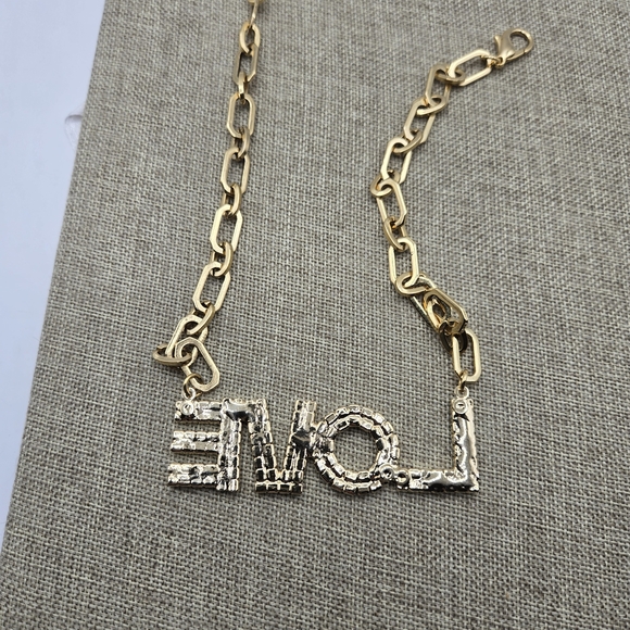 Chic Gold TOVA Necklace with LOVE Pendant - Picture 4 of 4